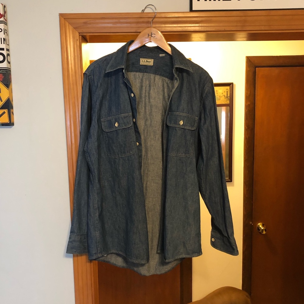 Vintage L.L. Bean Men’s Denim Shirt - Medium